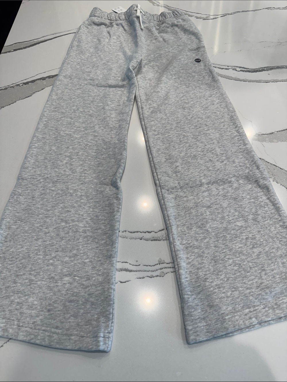 NEW Abercrombie Kids Essential Baggy Sweatpants Light Gray Size 11/12 Long